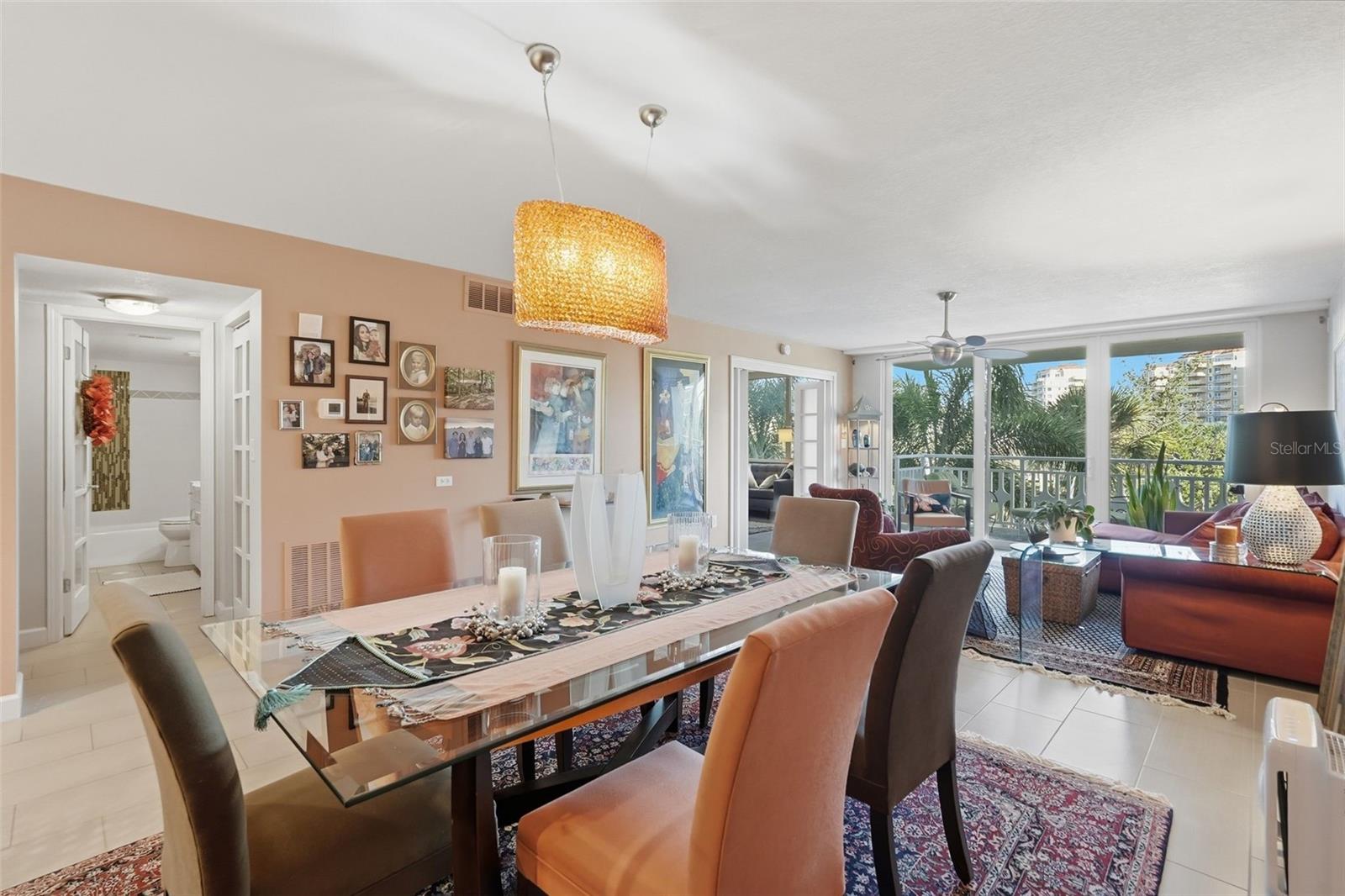 Image 17 of 46 For 700 Beach Drive Ne 302