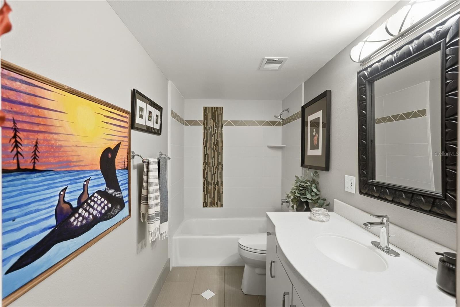 Image 29 of 46 For 700 Beach Drive Ne 302