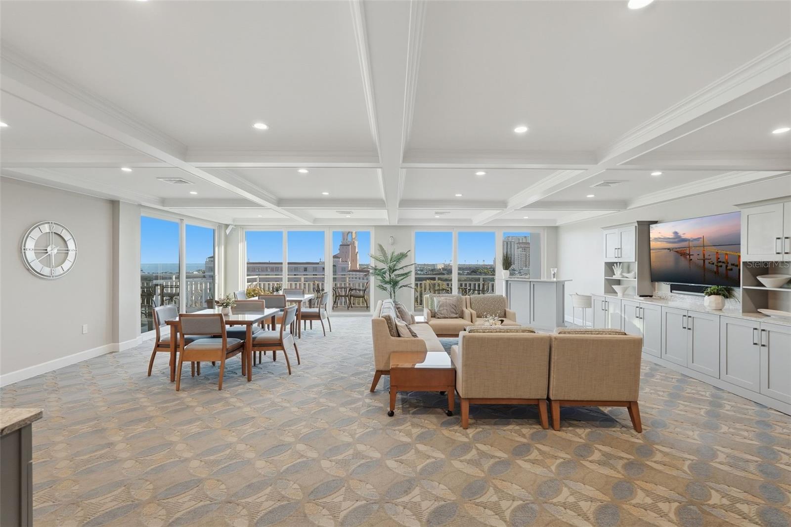 Image 38 of 46 For 700 Beach Drive Ne 302