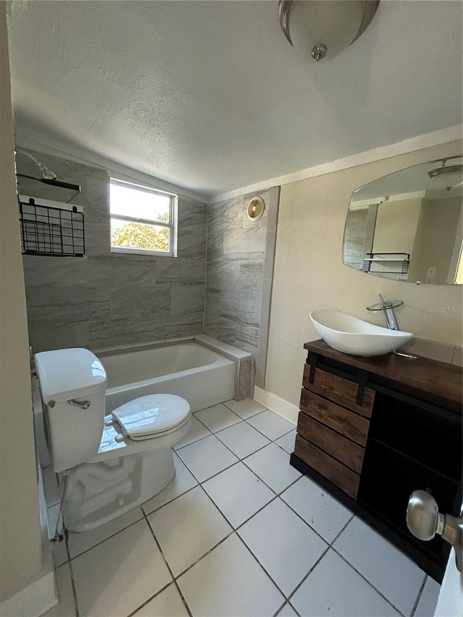 Image 19 of 27 For 1336 Warrington Way