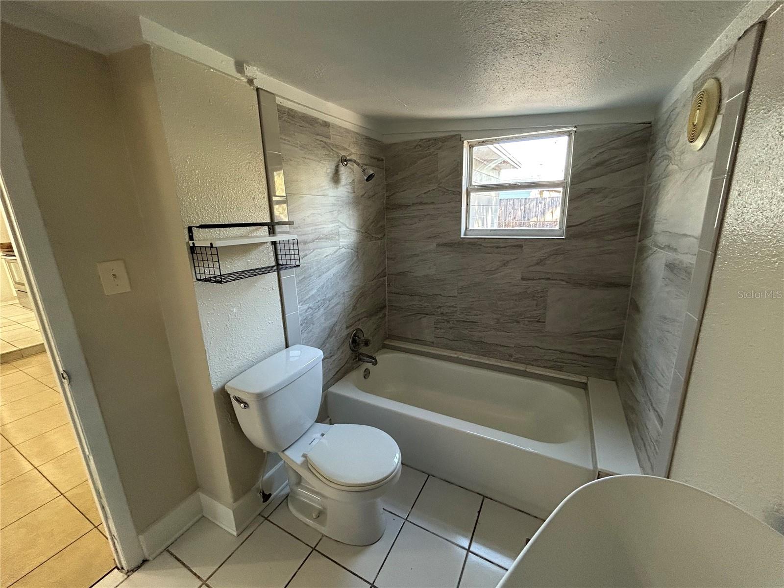 Image 20 of 27 For 1336 Warrington Way