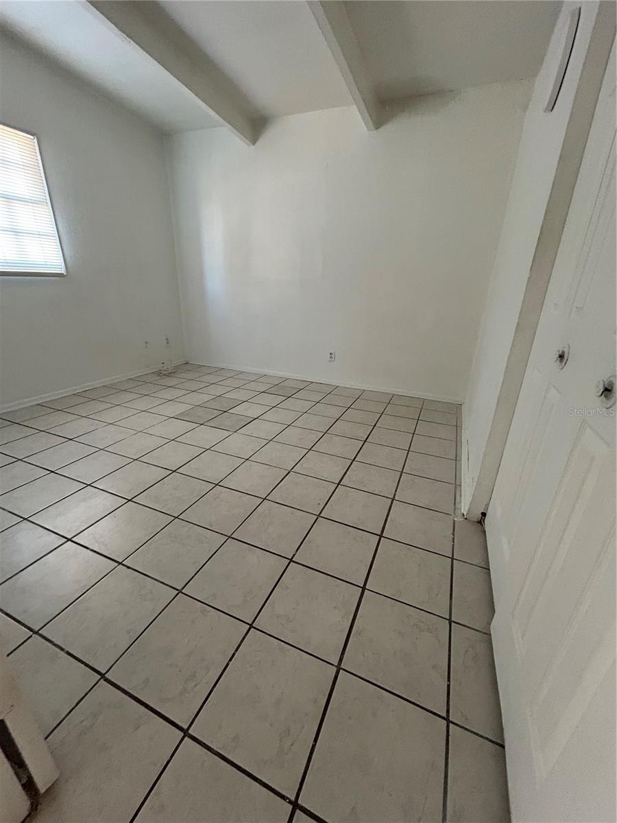 Image 22 of 27 For 1336 Warrington Way