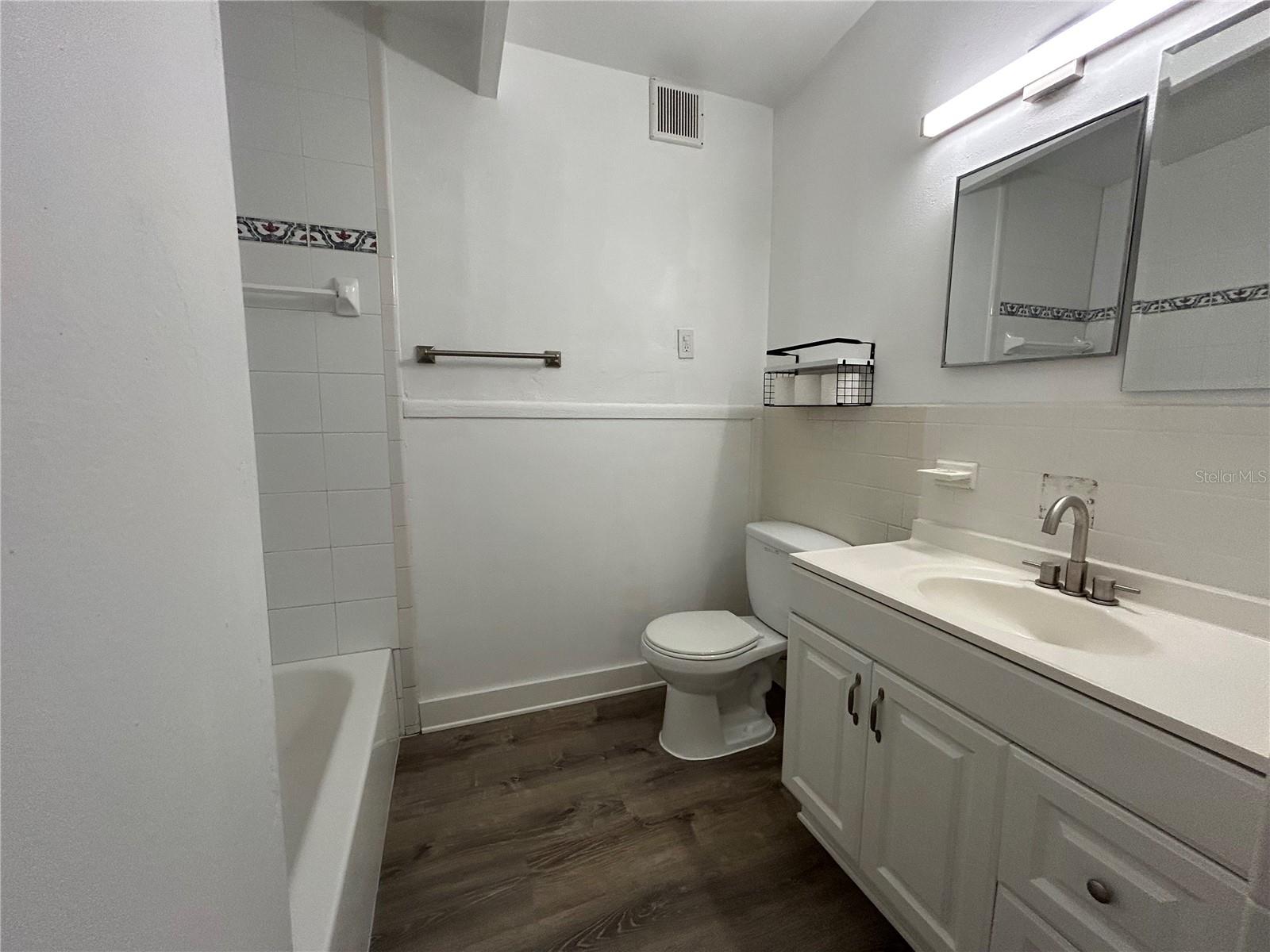 Image 26 of 27 For 1336 Warrington Way