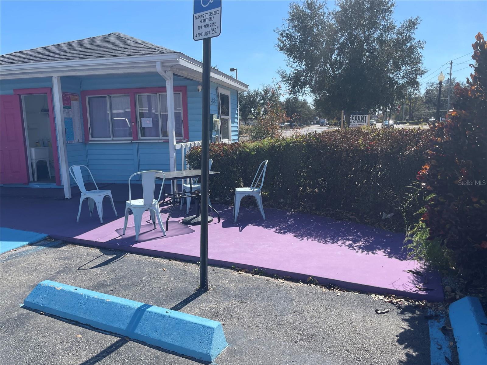 Image 18 of 22 For 1568 Lakeview Drive