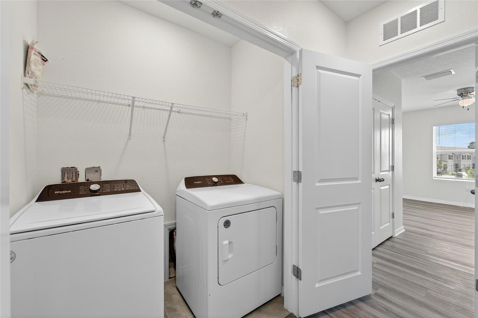 Image 32 of 66 For 5068 Captain Davis Drive