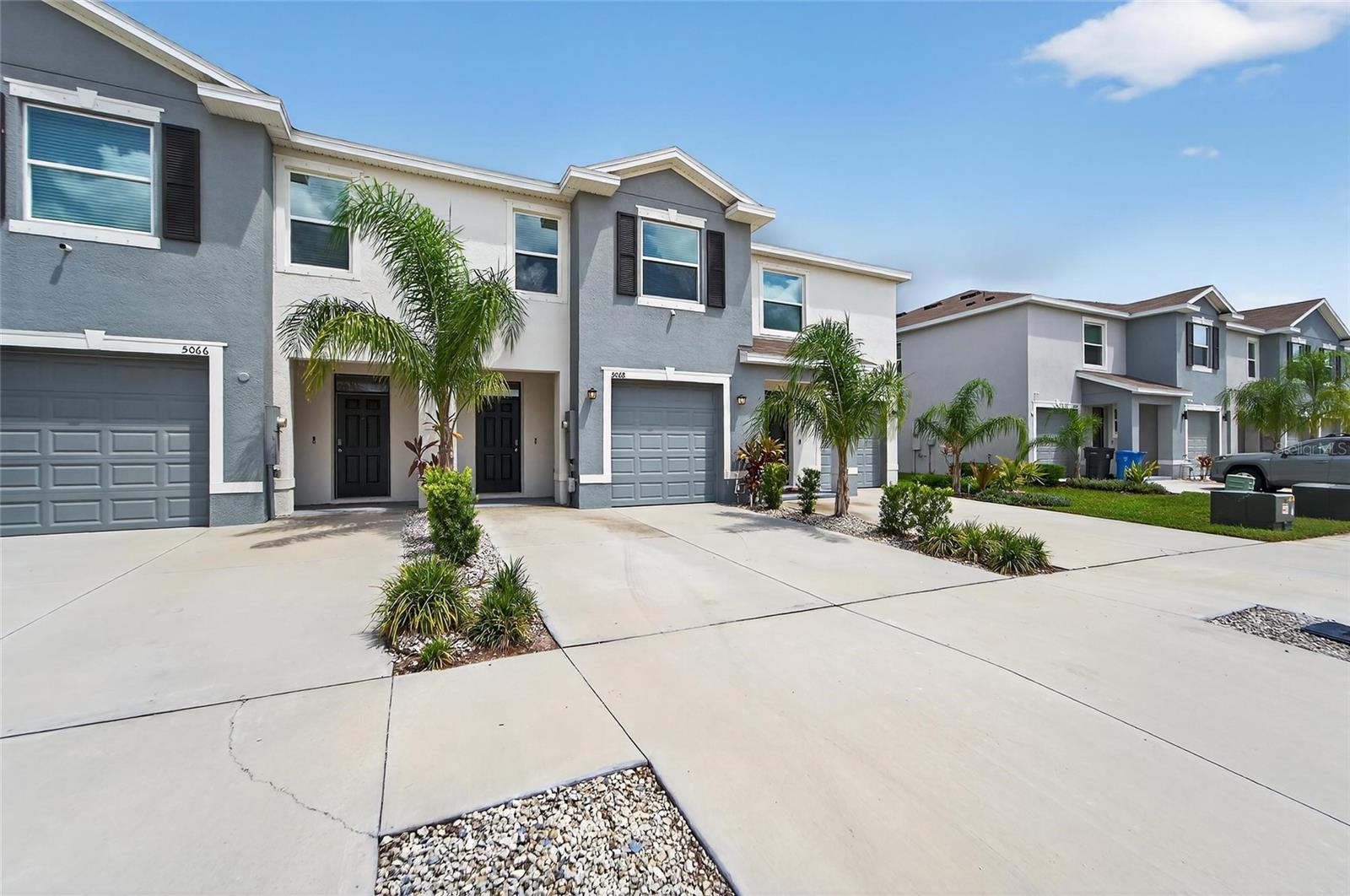 Image 4 of 66 For 5068 Captain Davis Drive