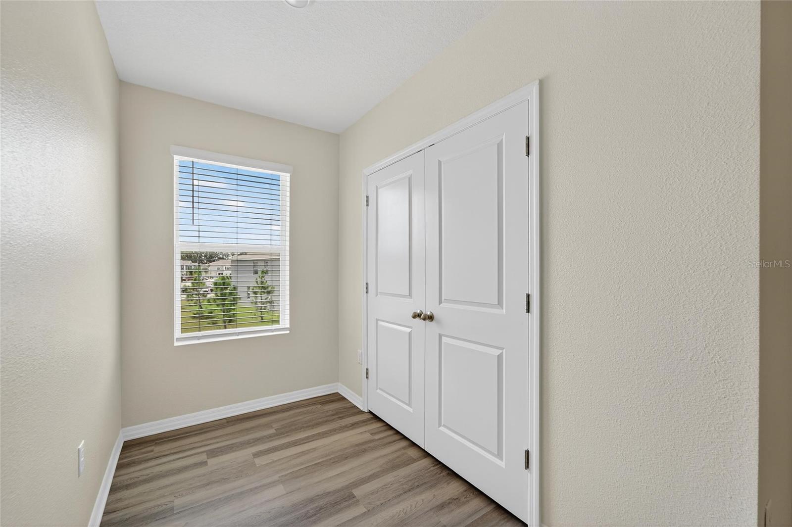 Image 41 of 66 For 5068 Captain Davis Drive