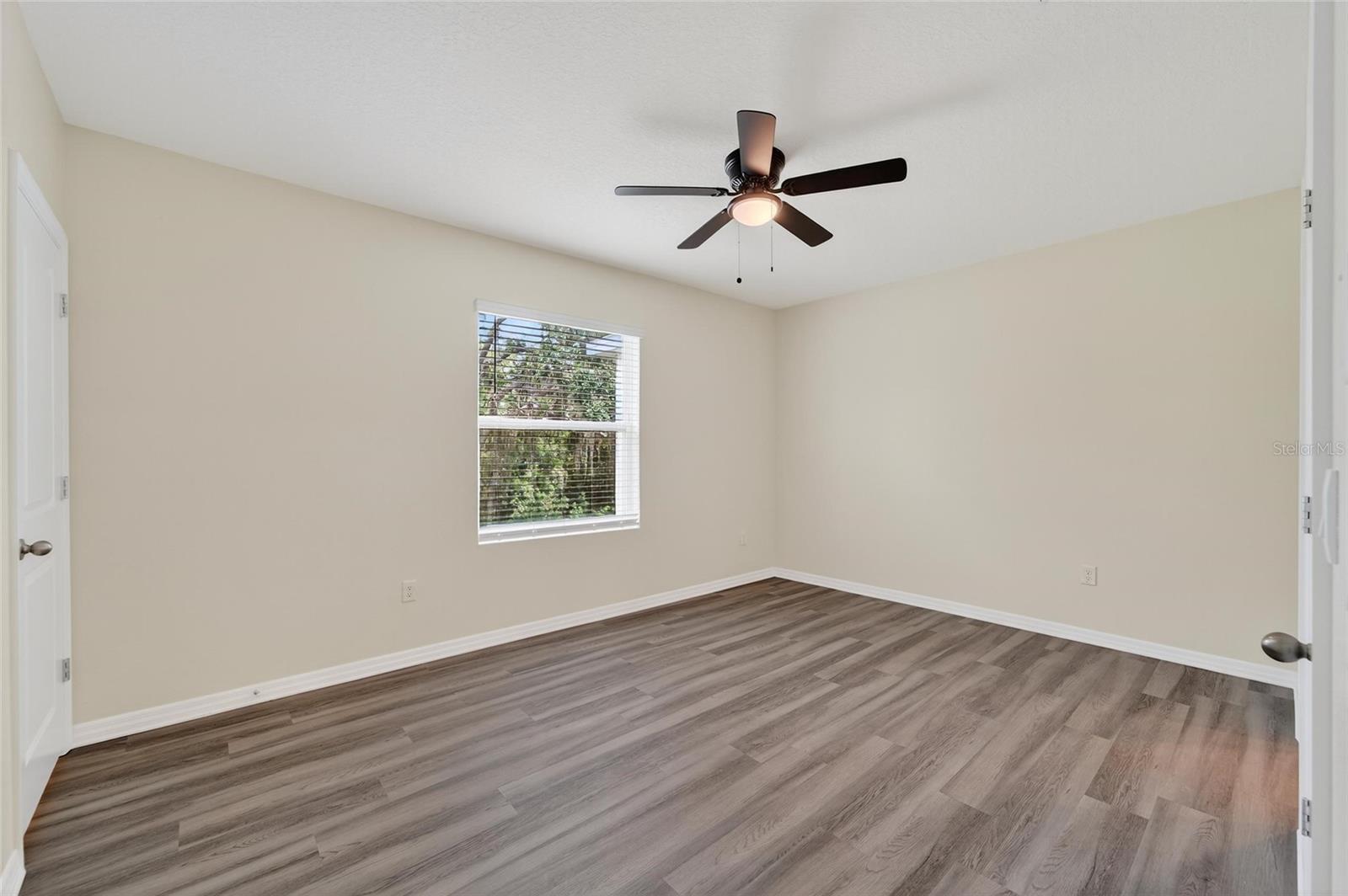 Image 47 of 66 For 5068 Captain Davis Drive