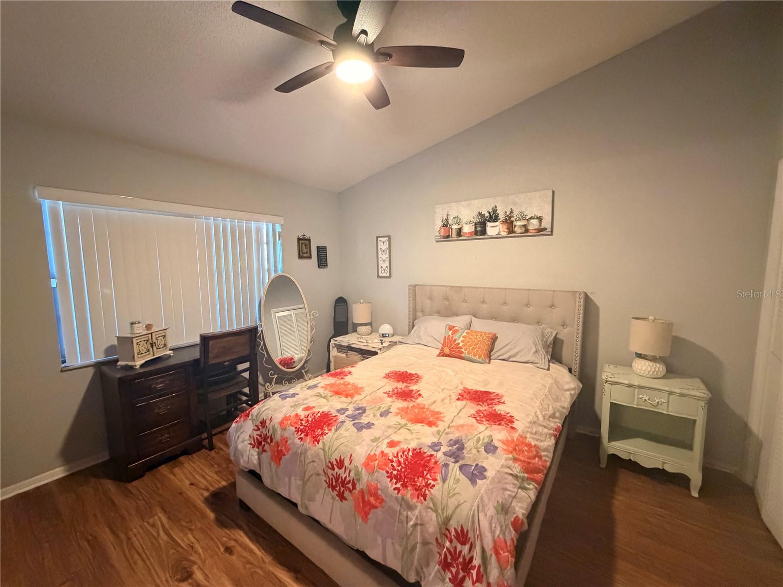 Image 12 of 28 For 7308 Fairwood Avenue