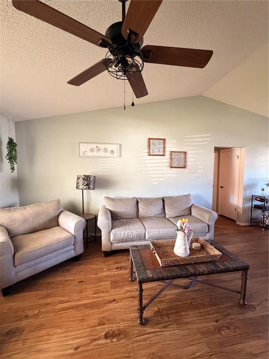 Image 5 of 28 For 7308 Fairwood Avenue