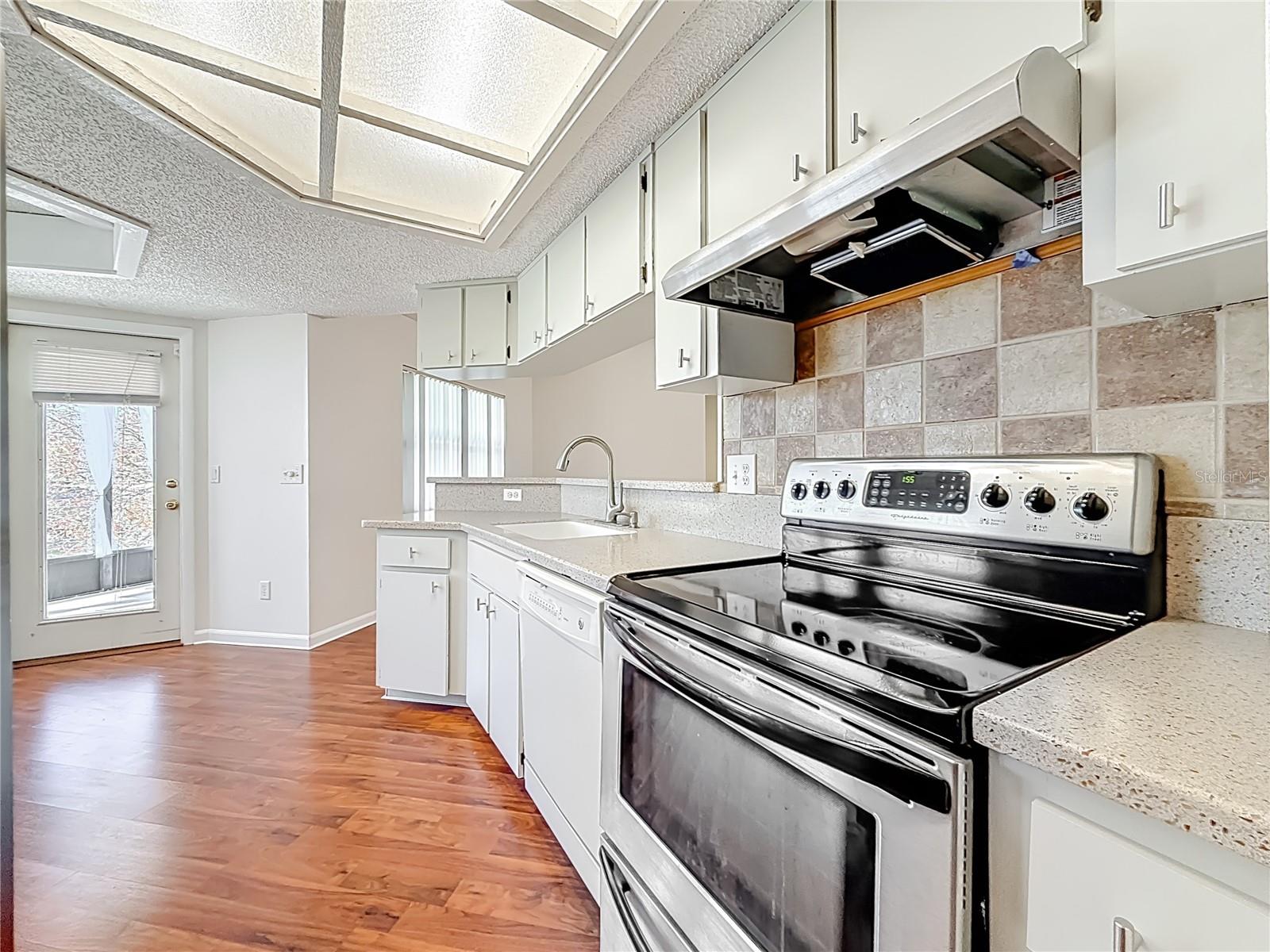 Image 15 of 43 For 3845 Erin Brook Drive