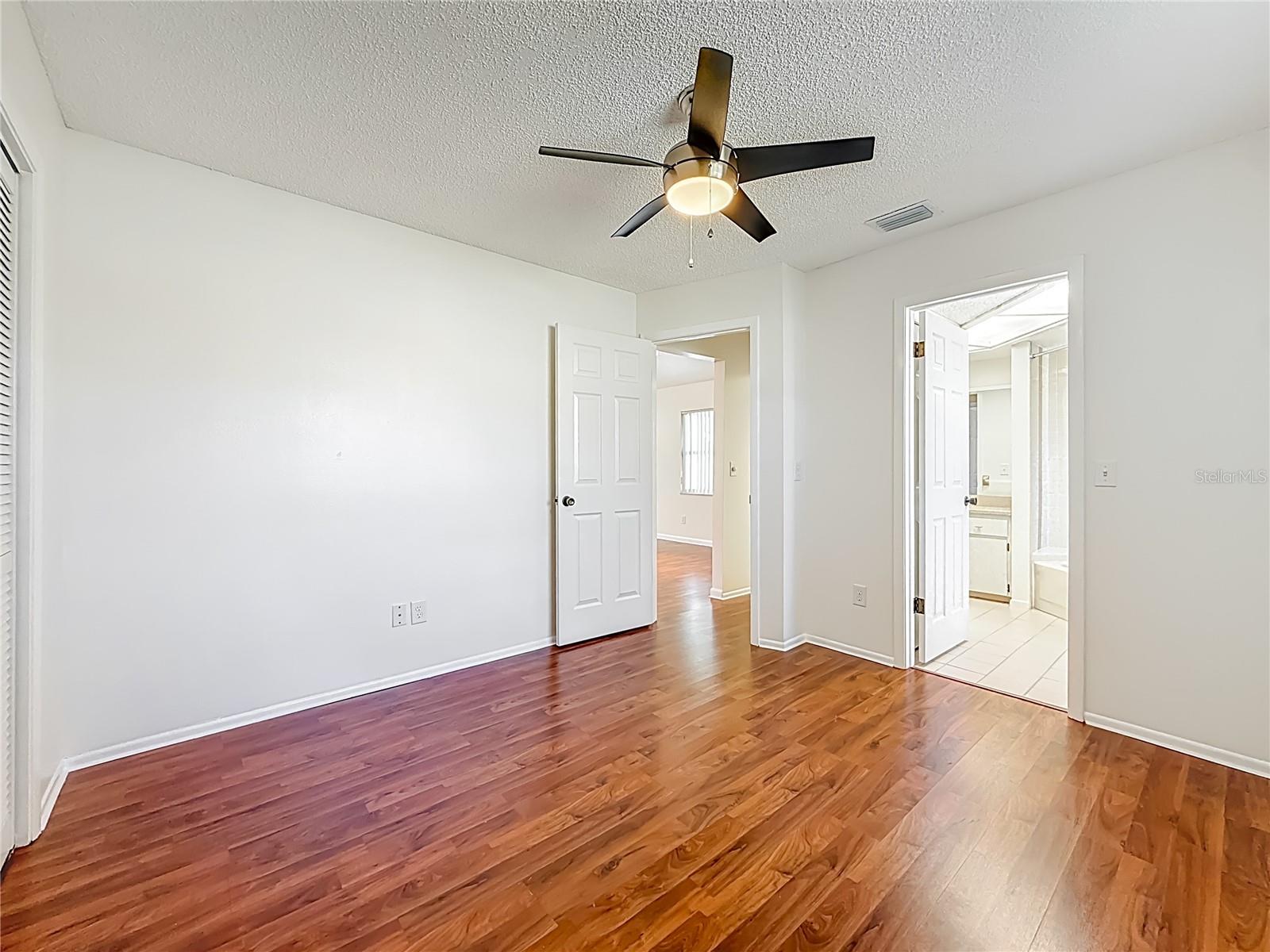 Image 25 of 43 For 3845 Erin Brook Drive