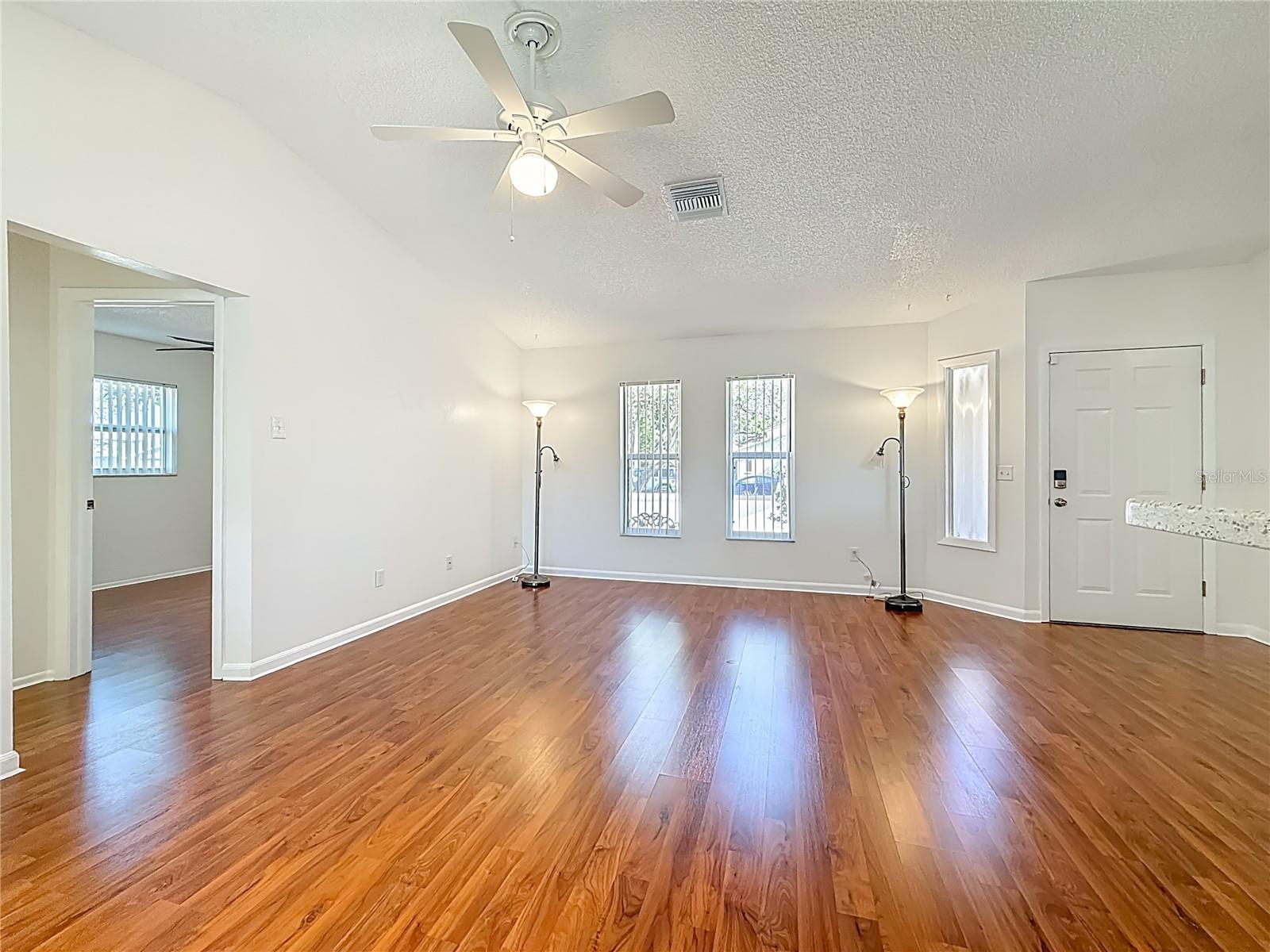 Image 7 of 43 For 3845 Erin Brook Drive