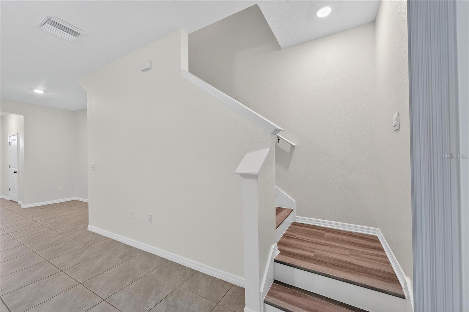 Image 28 of 66 For 5068 Captain Davis Drive