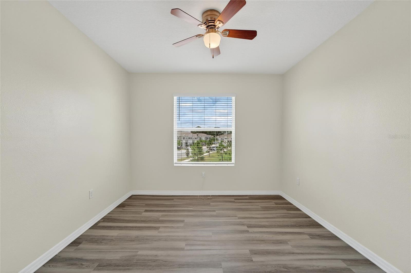 Image 34 of 66 For 5068 Captain Davis Drive