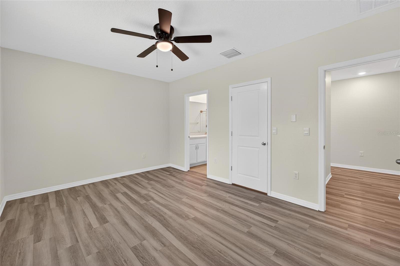 Image 48 of 66 For 5068 Captain Davis Drive