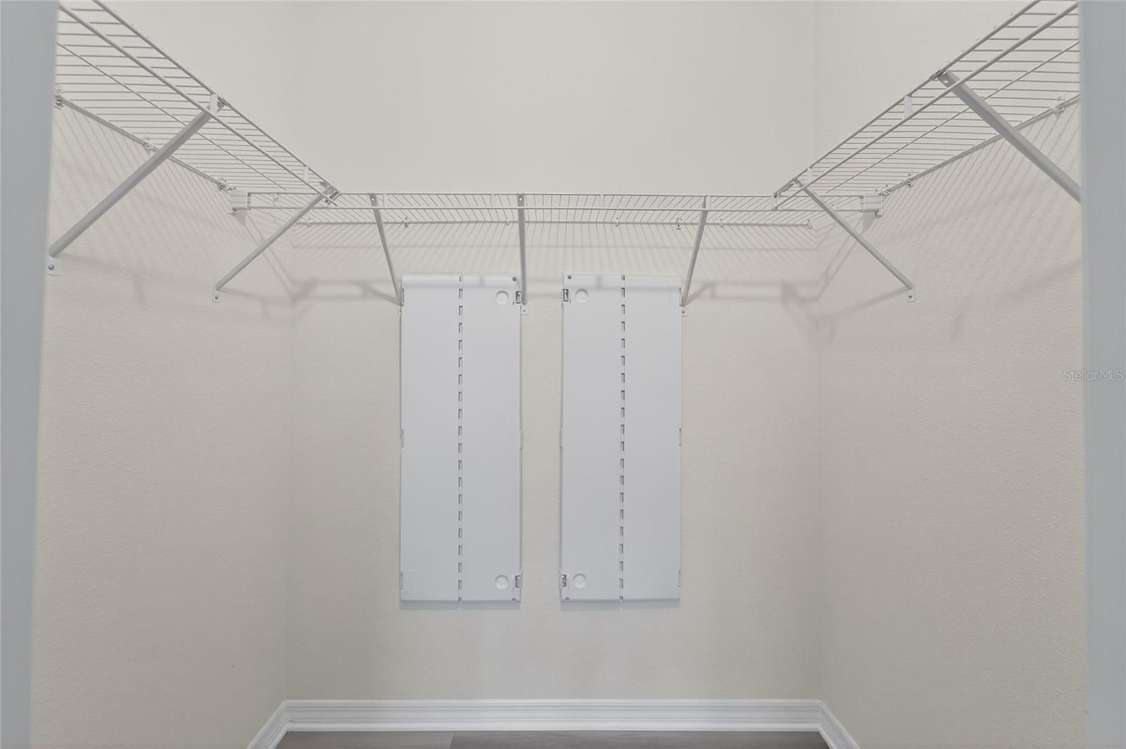 Image 52 of 66 For 5068 Captain Davis Drive