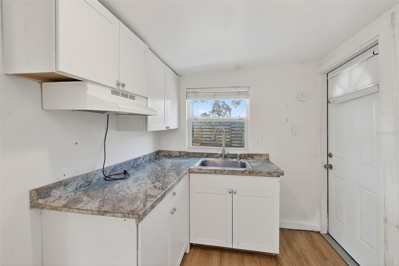 Image 37 of 67 For 3946 Omega Circle