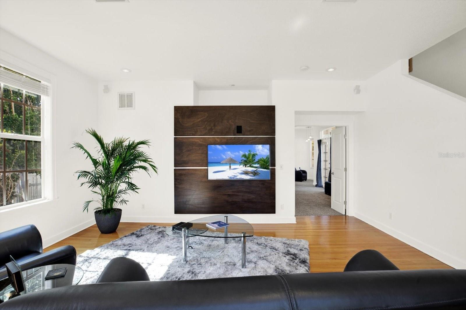 Image 13 of 47 For 504 Fairview Road