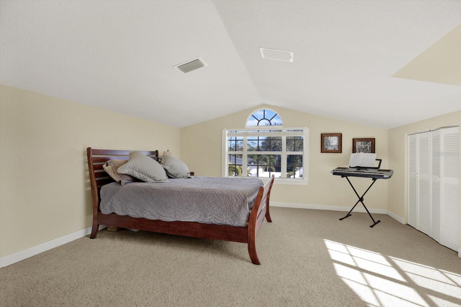 Image 32 of 47 For 504 Fairview Road