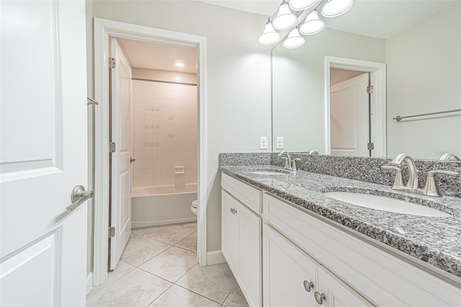 Image 26 of 42 For 5000 Ballantrae Boulevard