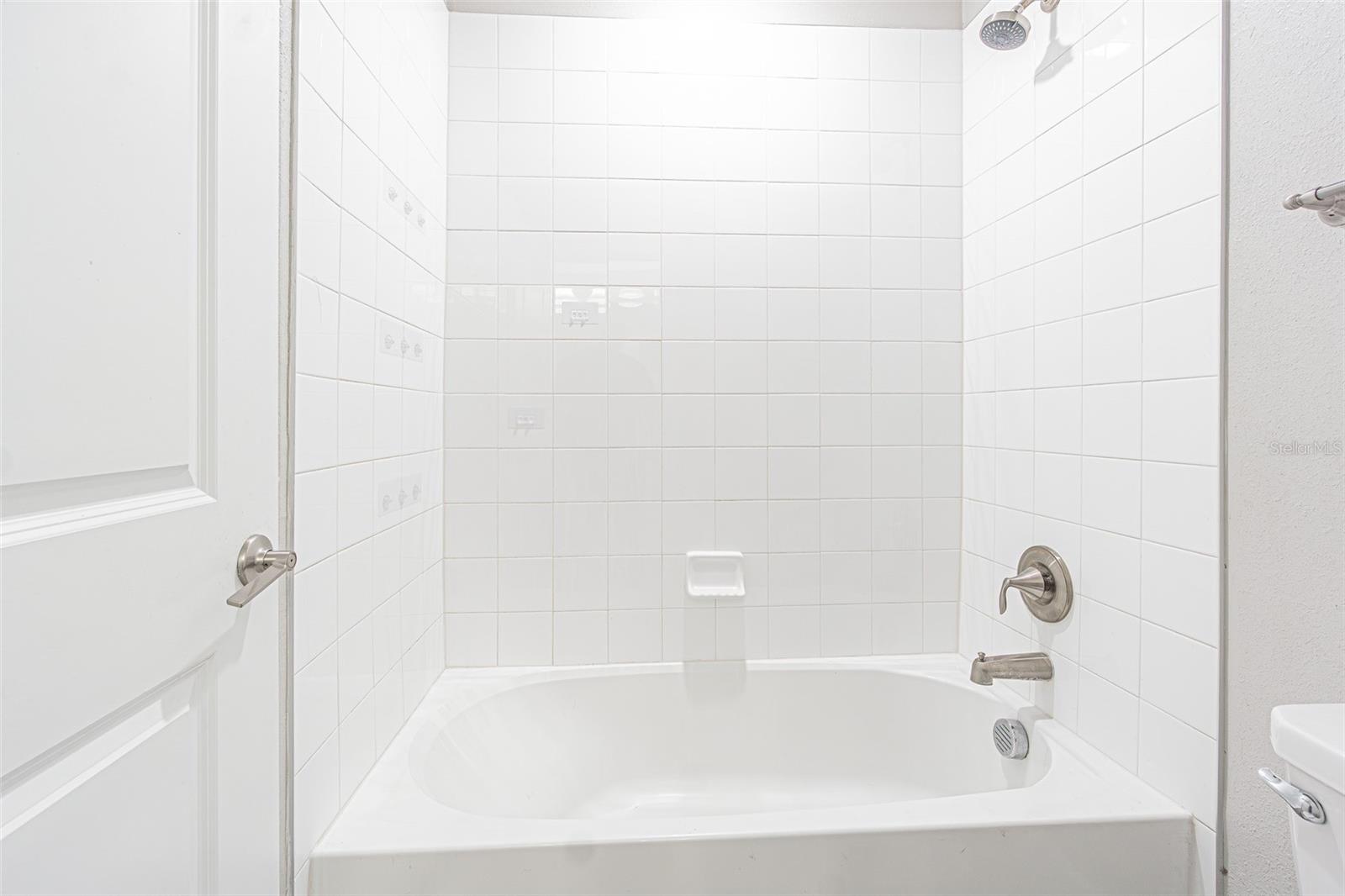 Image 32 of 42 For 5000 Ballantrae Boulevard