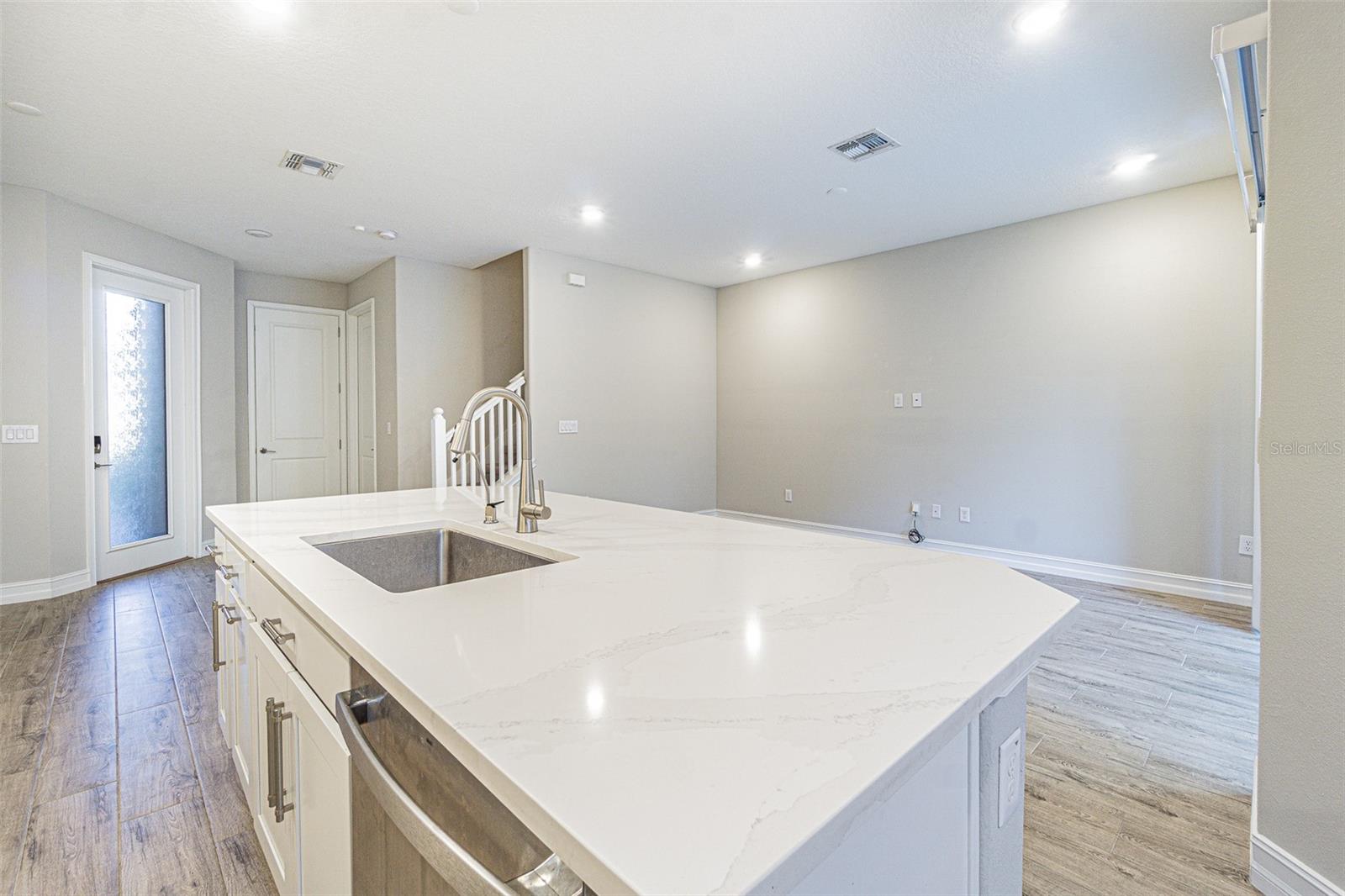 Image 13 of 34 For 5062 San Martino Drive