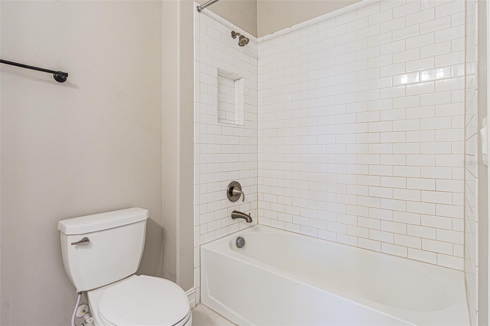 Image 26 of 34 For 5062 San Martino Drive