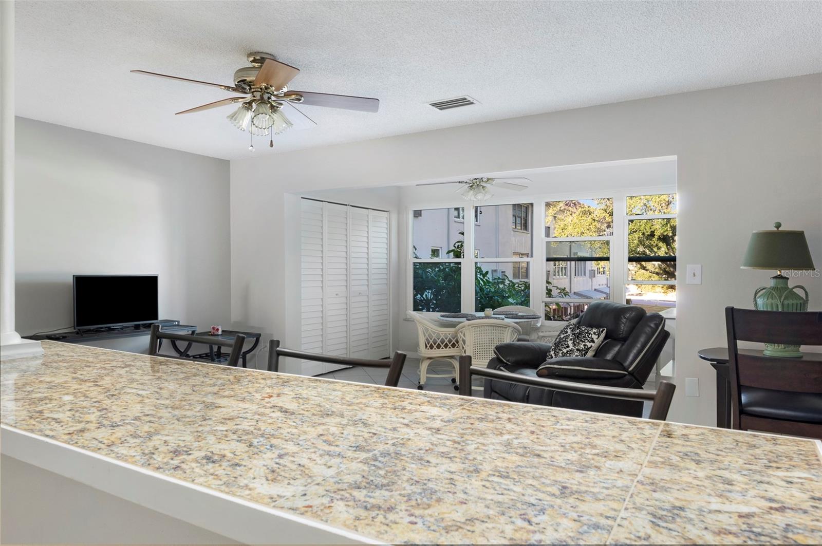 Image 10 of 33 For 5660 80th Street N A202