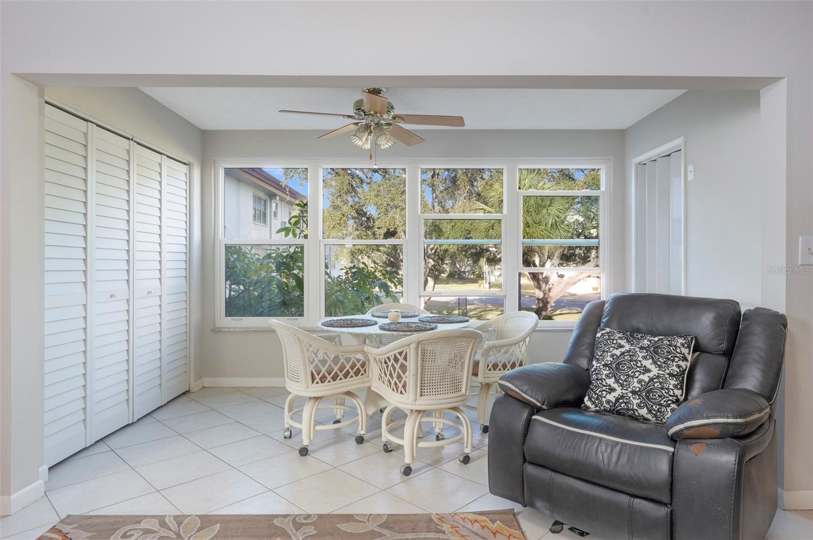 Image 14 of 33 For 5660 80th Street N A202