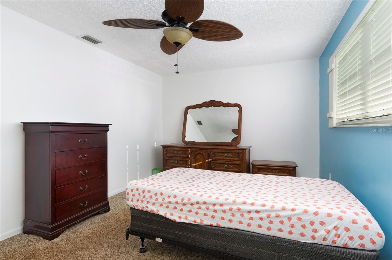 Image 20 of 33 For 5660 80th Street N A202