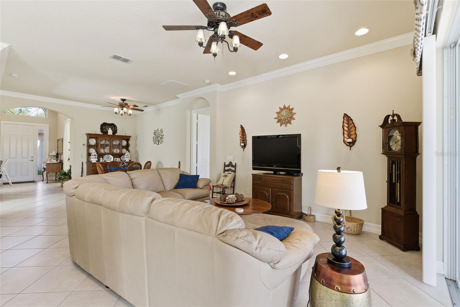 Image 13 of 48 For 16207 Cape Coral Drive