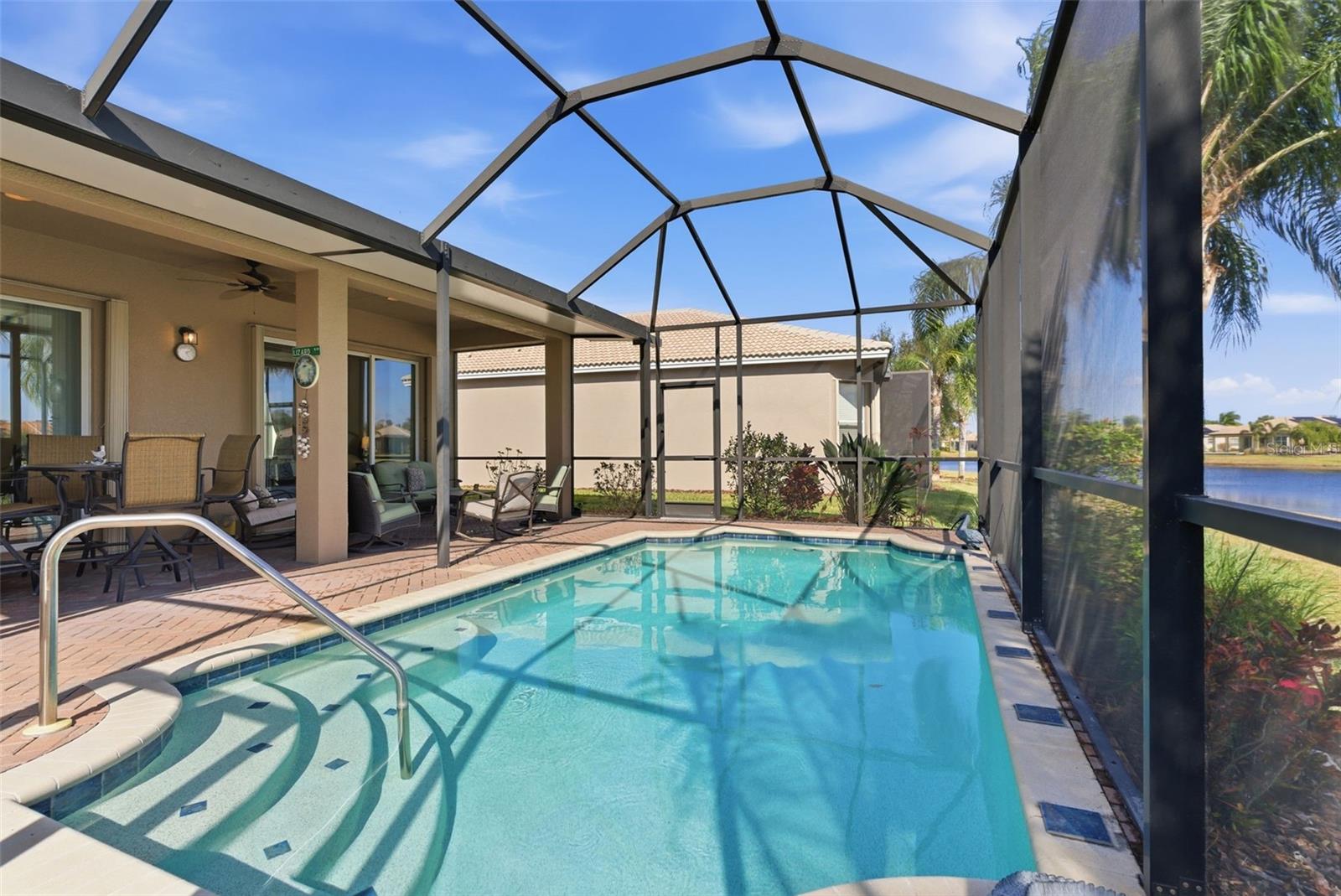 Image 31 of 48 For 16207 Cape Coral Drive