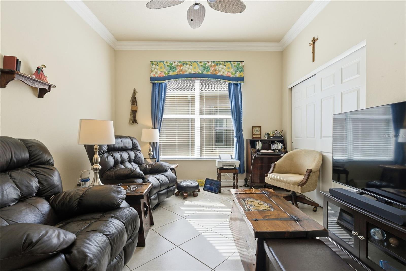 Image 32 of 48 For 16207 Cape Coral Drive