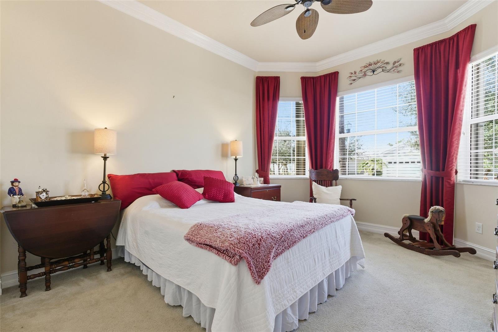 Image 33 of 48 For 16207 Cape Coral Drive