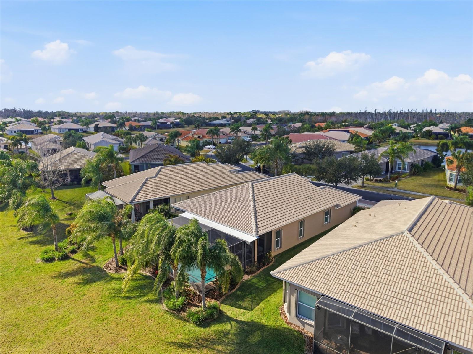 Image 40 of 48 For 16207 Cape Coral Drive