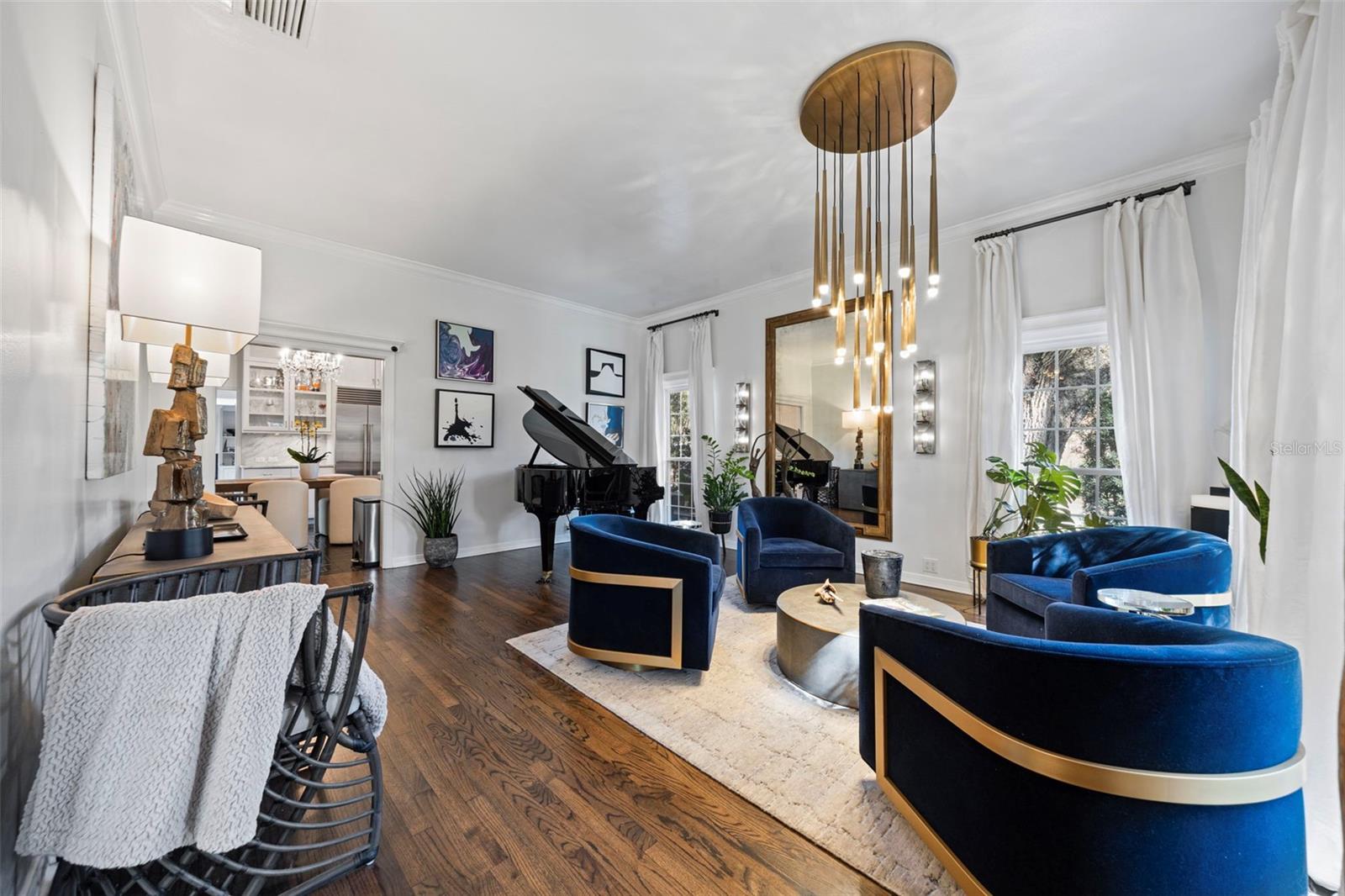 Image 11 of 45 For 3301 Morrison Avenue