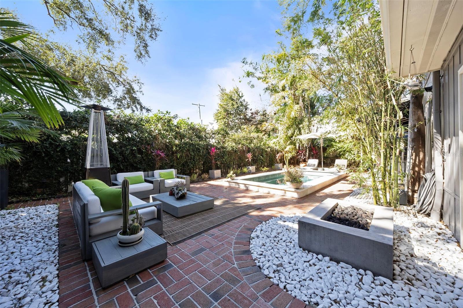 Image 27 of 45 For 3301 Morrison Avenue