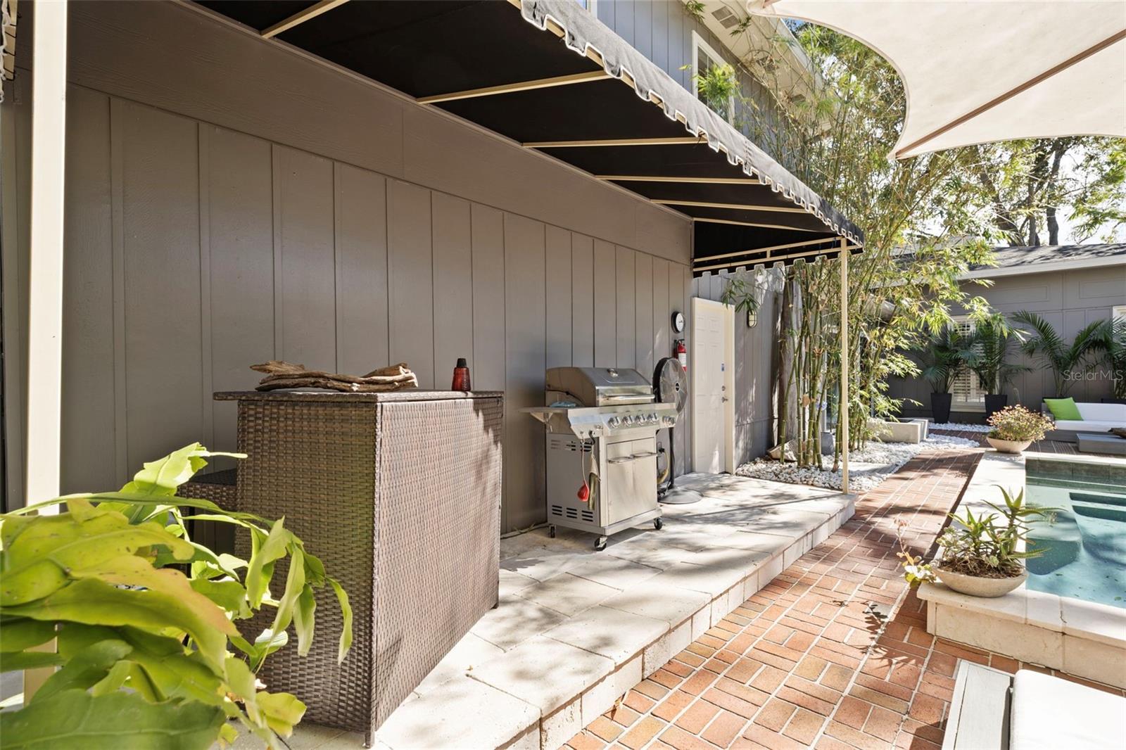 Image 32 of 45 For 3301 Morrison Avenue