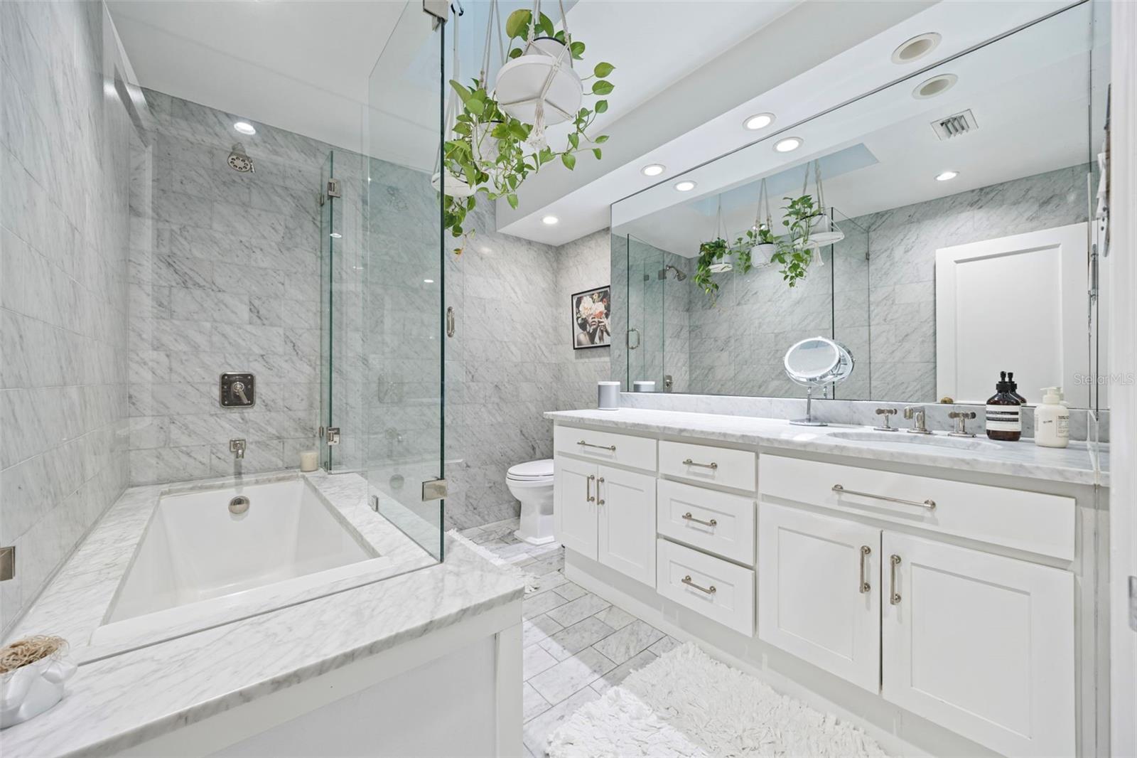 Image 9 of 45 For 3301 Morrison Avenue