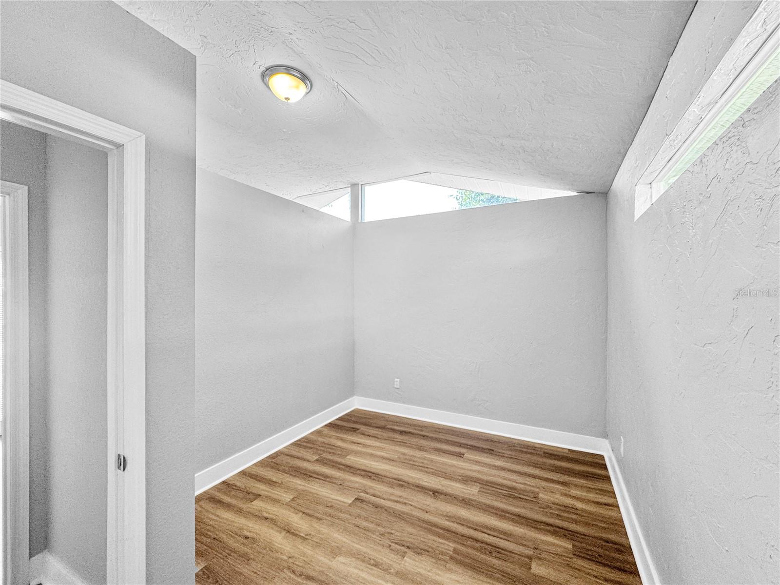 Image 10 of 19 For Address Not Provided