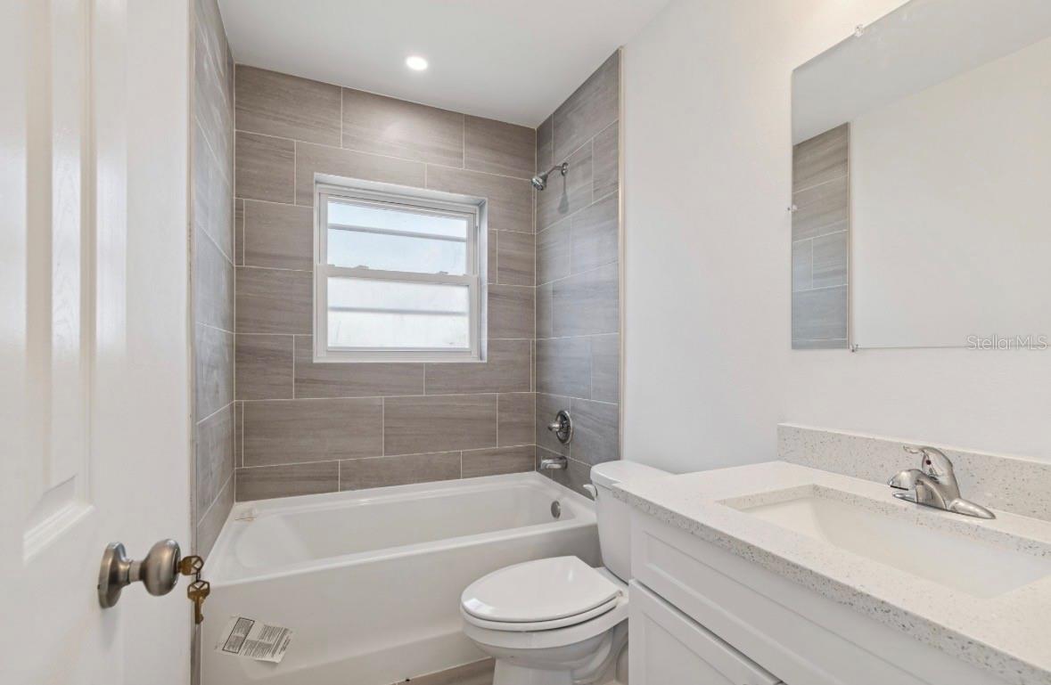 Image 33 of 53 For 14919 Bayshore Drive