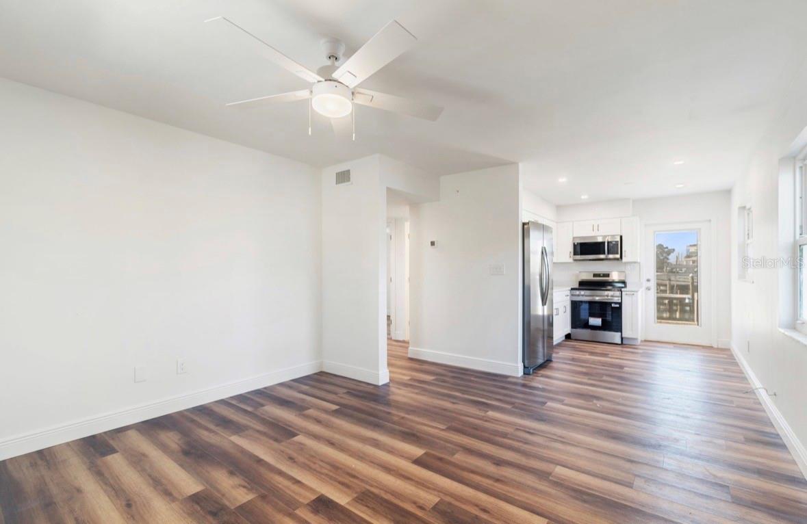 Image 5 of 53 For 14919 Bayshore Drive