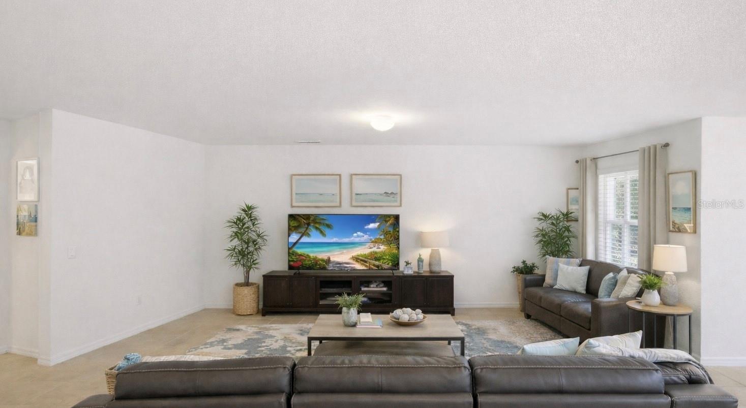 Image 11 of 28 For 7628 Mikasa Drive