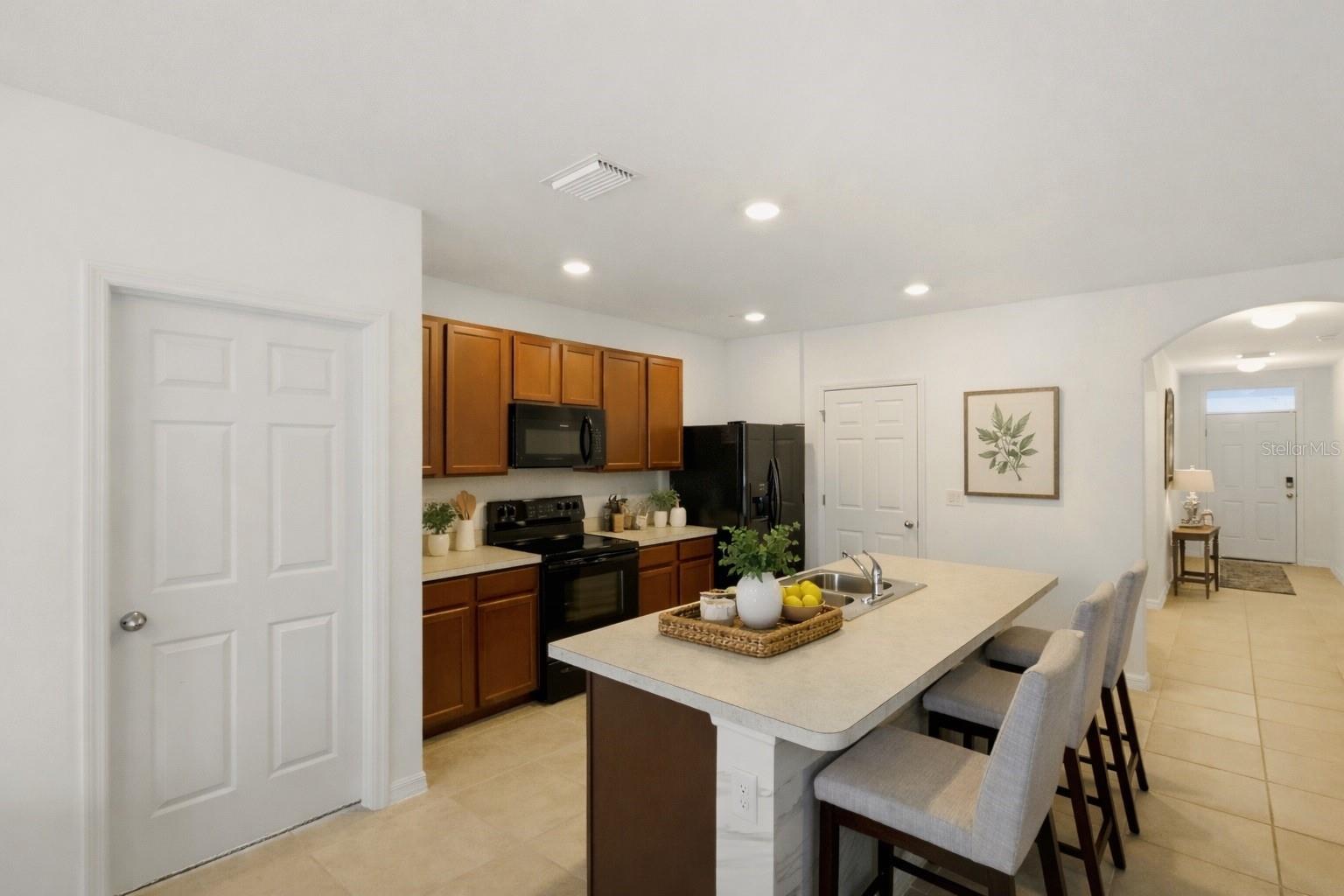 Image 6 of 28 For 7628 Mikasa Drive