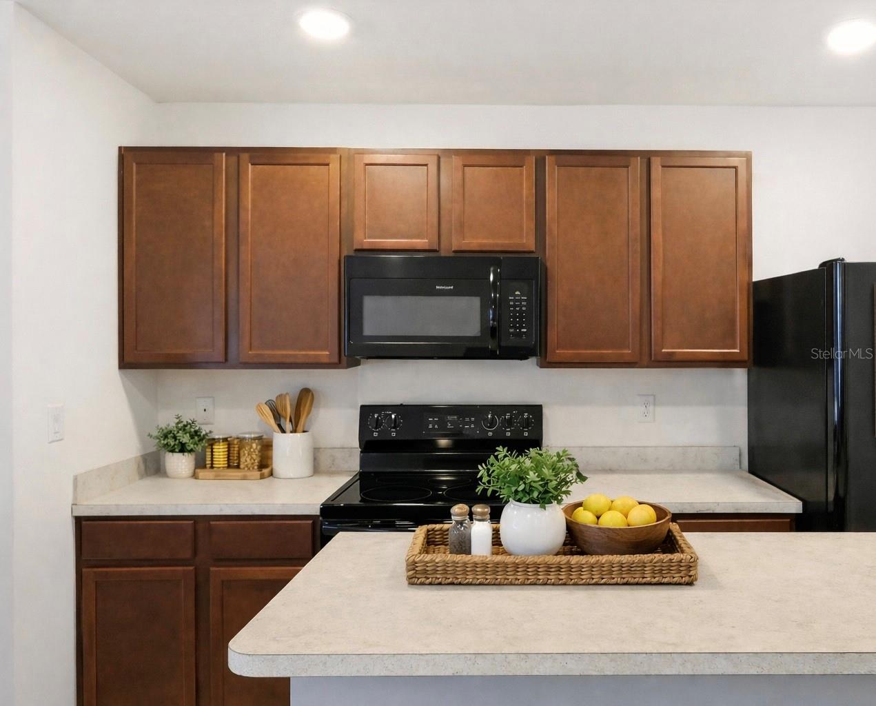 Image 7 of 28 For 7628 Mikasa Drive