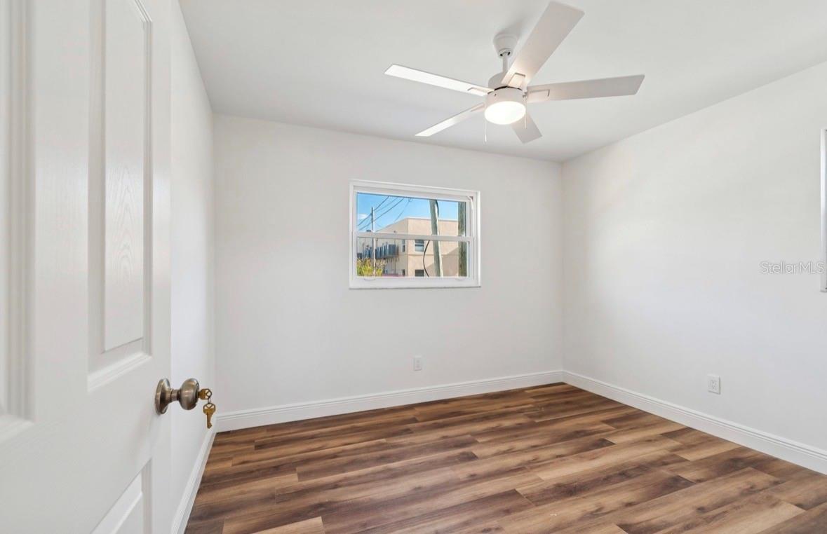 Image 11 of 54 For 14919 Bayshore Drive