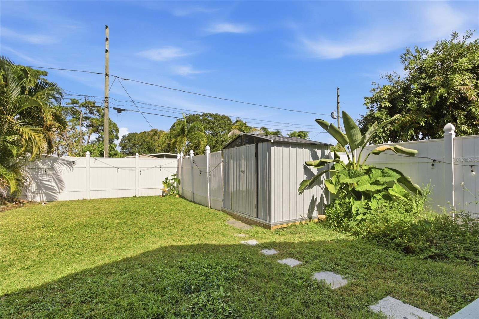 Image 23 of 28 For 469 38th Avenue N