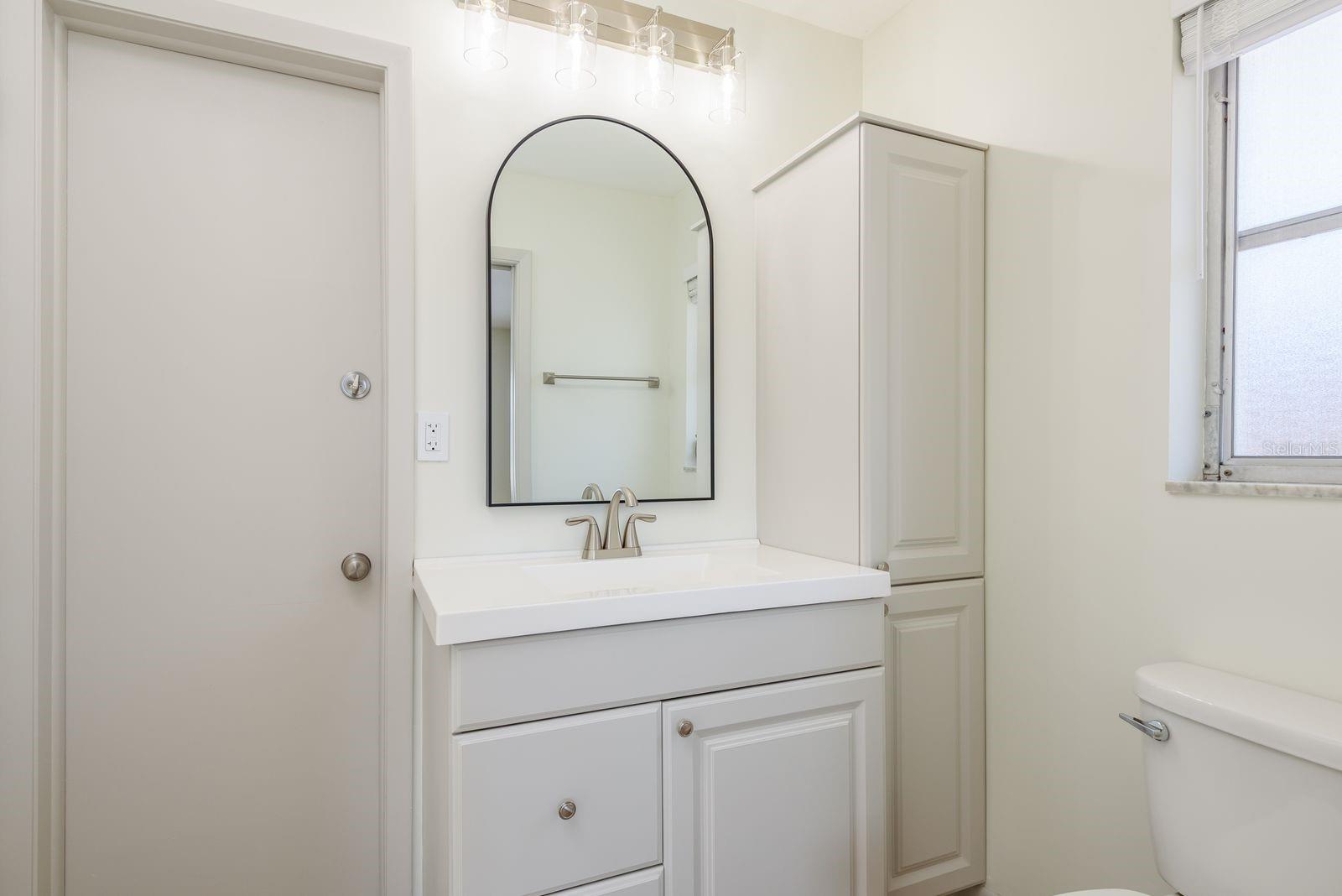 Image 21 of 57 For 11452 129th Avenue