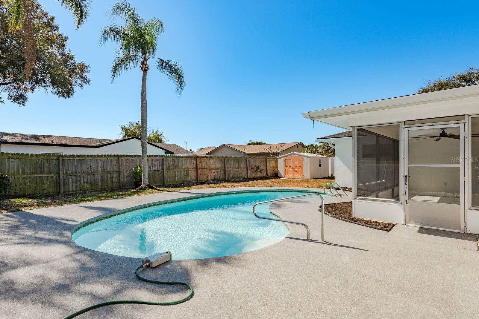 Image 35 of 57 For 11452 129th Avenue